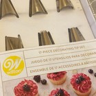 New Unused  damaged Box  Wilton 17 Piece Decorating Gold Tip Set   Piping Bags