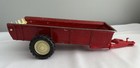 Vintage Ertl International Manure Spreader Red Model 492-7401 - 13  Long