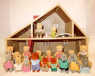 Vintage Tomy Deluxe Family House   Epoch Sylvanian Families Calico Critters Set