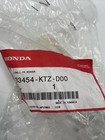 Honda Pes125 ps150 Right Hand Front Indicator Cover Part No 33404-ktz-d00  A12