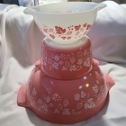 Set Of 3 Gooseberry Pyrex Cinderella Mixing Bowls 444 473 441 Vintage Pink White