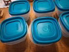 2 Lots Of 4 Rubbermaid 7j57 2 Cup Food Storage Containers  With 7j58 Aqua Lids