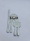 Vintage Whimsical Arched Back Scaredy Cat Brooch Pin 3 93g Folk Art Whiskers