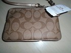Nwt Coach F64233 Sign Pvc Wristlet Corner Zip