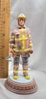 Vanmark Red Hats Of Courage Digging It Firefighter Resin Figure Fdny Chief L3