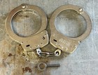 Smith   Wesson Model 100-1 Double Locking Nickel Standard Handcuffs W 1 Key