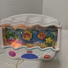 Vintage Fisher-price Ocean Wonders Aquarium Baby Crib Soother Works full Water