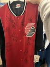 Portland Trail Blazers 1999-2000 Team Signed Shooting Shirt With Jsa Loa