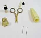 Vintage Atomic Rocket Mcm Travel Sewing Kit Scissors Needles Thread Thimble  a21