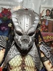 Neca Predator 2 Guardian 1 4 Scale Predator Action Figure 2012 18    Tall
