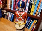 Very Nice Vintage 1930 s  J  Chein  Tin Litho Wind Up   Drum Major  Var  1