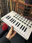 Arturia Minilab Mkii 25-key Usb Midi Controller Keyboard White