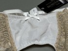 New Secrets In Lace White tan 6 Strap Sz Medium Garter Belt W  Metal Grips