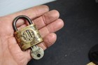 Vintage Yale   Towne Brass Padlock With Key