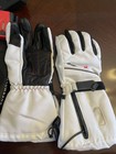 Gerbing New Women   s 7v Battery Heated White Gloves Needs New Batteries   