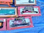 Vintage Tyco Ho Scale Model Train Lot Of 7 Cars 3 Flood Light  Piggy Back Loader