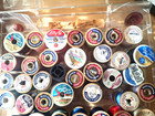 Lot Of  36  Vintage Spools With Some Thread  25 Wooden   In Clear Case 