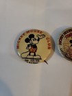 2 Mm  Pinbacks   1930 s   Mm Club   Globe Trotter Freihofers  Back Papers 