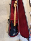 Squier Ii Precision Bass 4-string Solid Body Electric Bass Guitar Black   Case