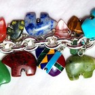 Zuni Bear Gemstone Fetish Charm Bracelet  7 3 4  Long  28 Carved Bears