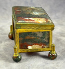 Antique Agate Footed Snuff Box - Agate Ball Feet