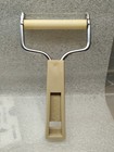 Travco Cheese Slicer Beige Flower Power Daisies Vintage Plastic Retro