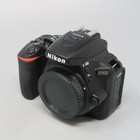 Nikon D5600 24 1mp Dslr Camera Body - Lcd Issue