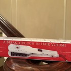 Voloom Let Your Hair Bloom - Hair Volumizing Iron Pink