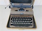 Vintage Royal Quiet Deluxe Typewriter Portable With Case