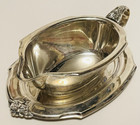 Vintage Wilcox International Silver Co  Plate Gravy Boat  7113b   Tray  7113 p