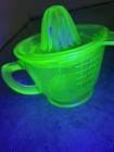 Vintage 1930   s Uranium Glass Juicer 