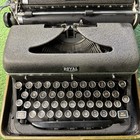 Vintage Royal Black Quiet De Luxe Portable Typewriter W  Case Untested