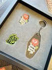Black Keys   No Rain No Flowers Tour Vip Keychain pin Set  Vip Lanyard  Package