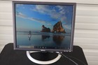 Dell 1901fp 19  Lcd Monitor 4-usb  Dvi   Vga Ports W  Stand  Vga Cable   Ac Cord
