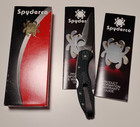 Spyderco Delica 4 C11pgyw Plain Edge Knife Has A Discreet Pocket Clip - Gray