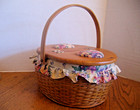 Vintage Wicker Sewing Basket W split Wooden Lids   Pansy Design Hearts   Skirt