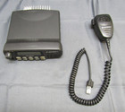 Motorola Cdm1550 Ls  403-470 Mhz Uhf Two Way Radio W Mic Aam25skf9dp5an