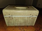 Vintage 1950s  Samsonite Shwayder Bros Beige Train Case W   Key 4512