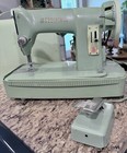 Vtg 1950 s Singer 185j Mint Green Canada Sewing Machine W  Pedal   Case Portable