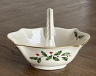 Lenox Holiday Basket Holly Berry Ruffled 24k Gold Trim 6 x4 