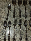 Vintage 1847 Rogers Bros  I s  Heritage Lot Of 17 Silverplate 