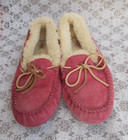Ugg Slippers  5612   dakota  Dark Pink Suede  Shearling Lining  Women s 9