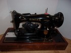 Singer Model 15 Sewing Machine In Original Lockable Wooden Case