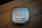  c  Sony Discman D-e200 Esp2 Digital Mega Bass Portable Cd Player Used