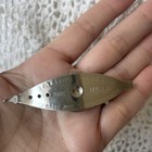 Vintage Metal Made In Usa Tatting Shuttle With Thread   Sewing Notion Collectors