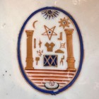 C  1800 Rare Antique Chinese Export Qing Porcelain Masonic Armorial  Tea Caddy