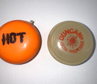 Lot Of 2 Vtg Yoyo 1 Duncan Glow In The Dark Imperial Yoyo No String 1 Jaru Hot