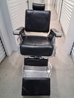 Antique Black Vinyl Barber Chair W  Headrest  Armrests   Footrest  Round Base