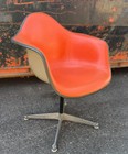 Vintage Mcm Herman Miller Eames Fiberglass Chair Upholstered Mid Century Modern