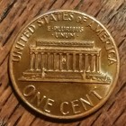 1983 Lincoln Penny no Mint Mark   Struck Off Center  Doubling In  liberty  